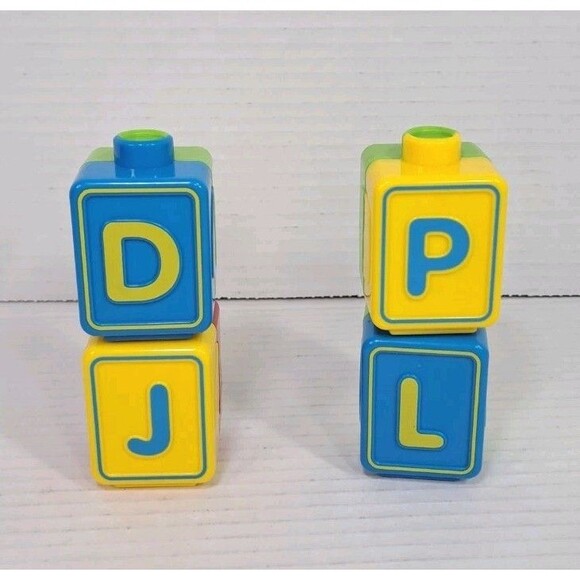 VTech Ultimate Alphabet Activity Cube Letter Blocks Lot 4 Double Sided Cubes - Picture 2 of 2